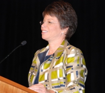 Valerie Jarrett Addresses Islamic Society Of North America