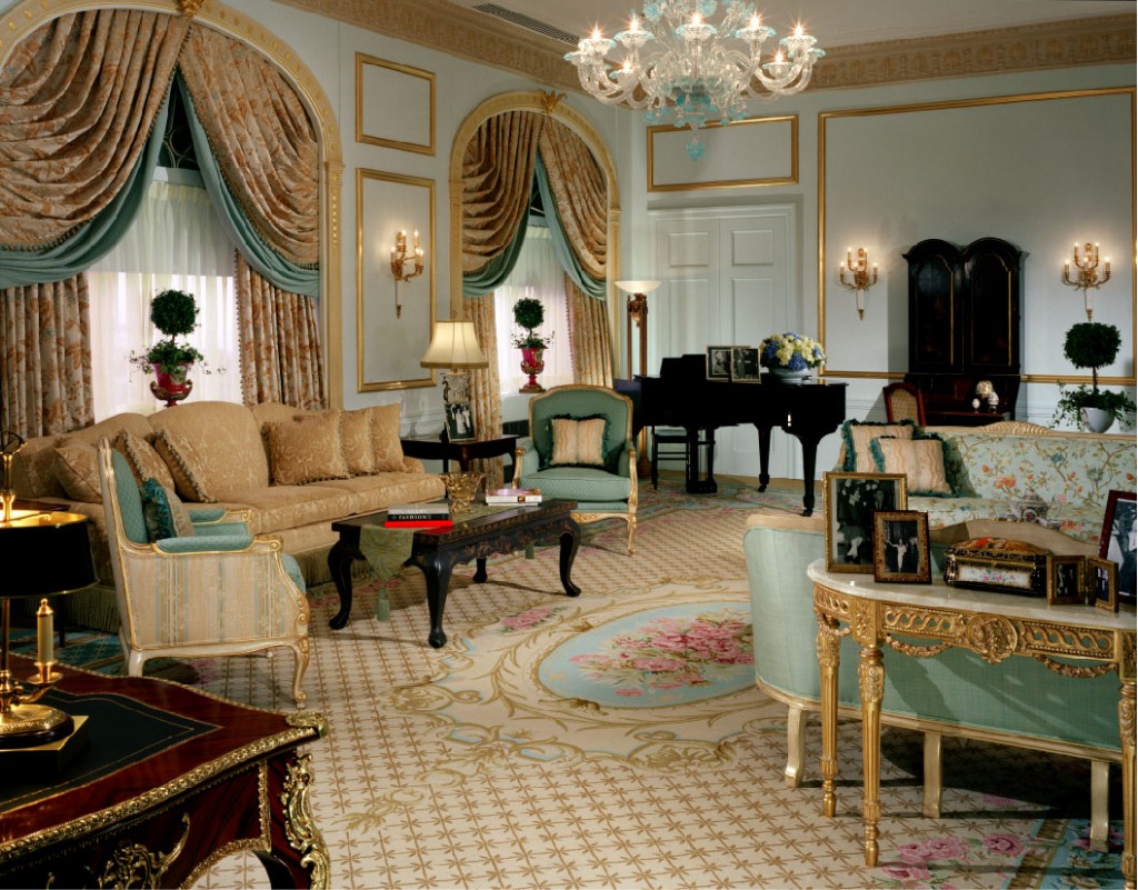 Waldorf Astoria Guestroom Royal Suite Parlor