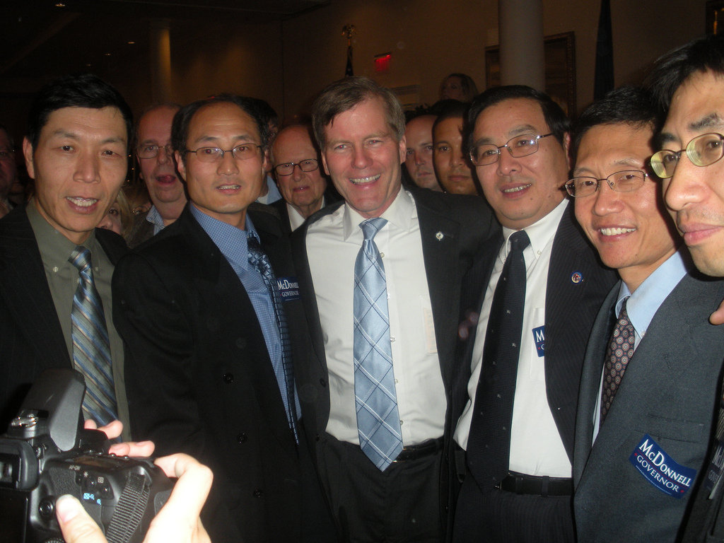 Bob McDonnell & ChineseSchool