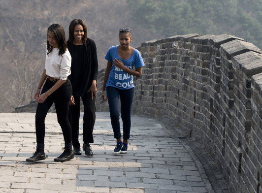 Michelle Obama & Daughters Great Wall