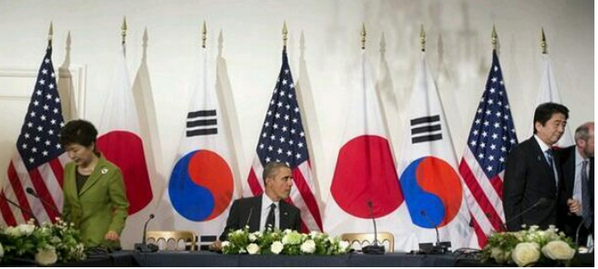 Obama Seated Alone at G-7