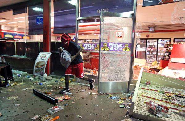 Ferguson Looting...