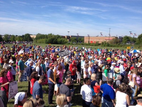 Aurora Illinois Protest Planned Parenthood